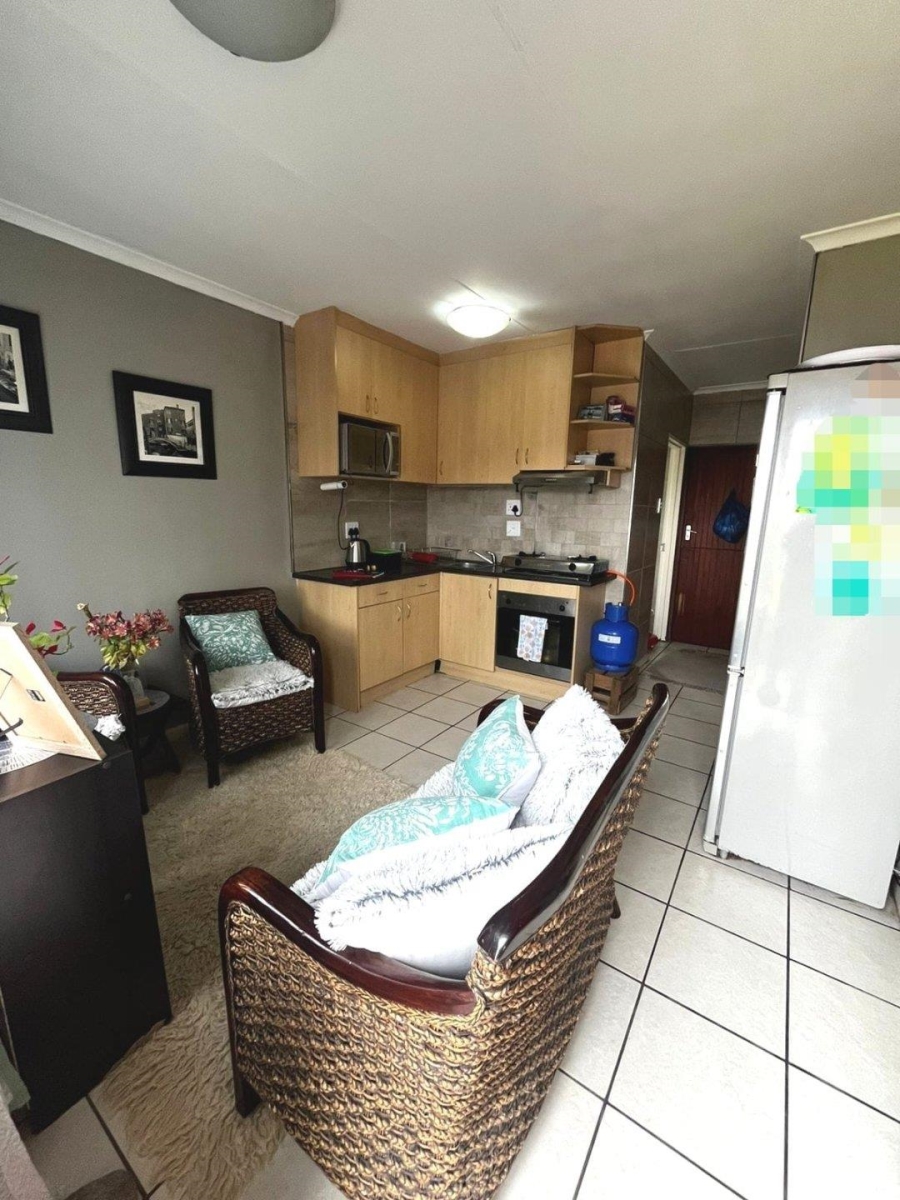 2 Bedroom Property for Sale in Pelican Park Western Cape